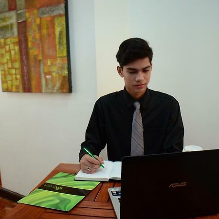 Bsa Tower Serviced Residences San Pedro Makati Eksteriør billede