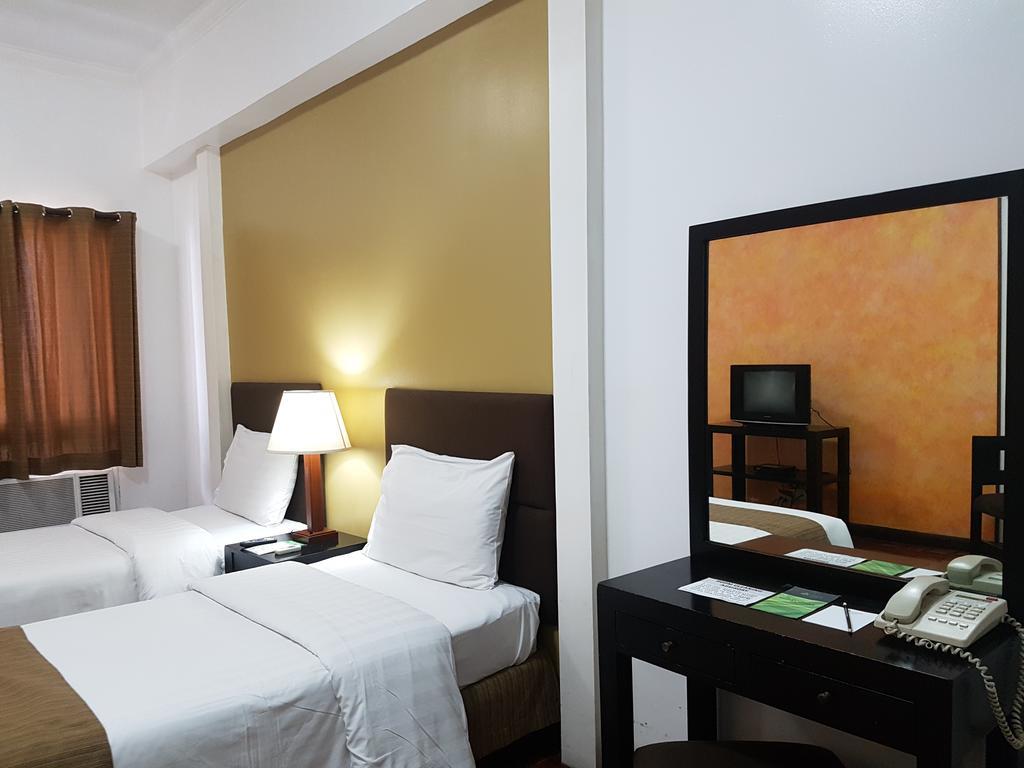 Bsa Tower Serviced Residences San Pedro Makati Eksteriør billede