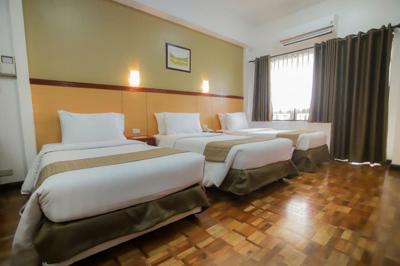 Bsa Tower Serviced Residences San Pedro Makati Eksteriør billede
